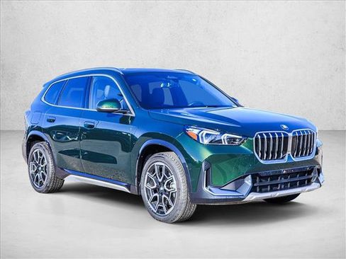 Certified 2025 BMW X1 xDrive28i w/ Convenience Package image 3