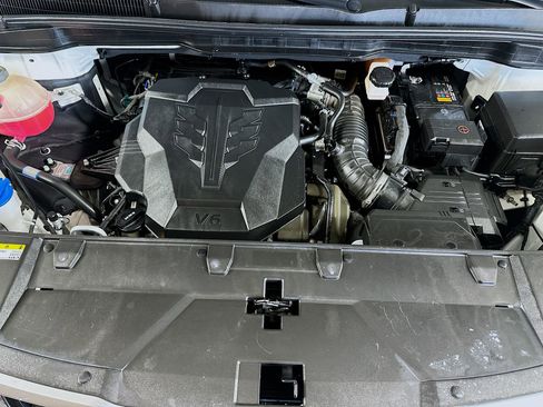 Certified 2024 Kia Carnival LX image 30