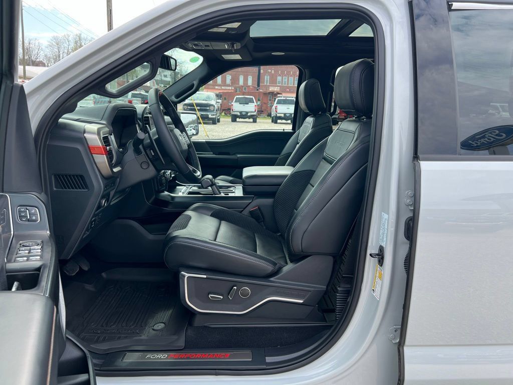 Used 2023 Ford F150 Raptor AWD/4WD image 14