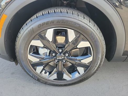 Used 2023 Kia Sportage X-Line AWD/4WD image 32