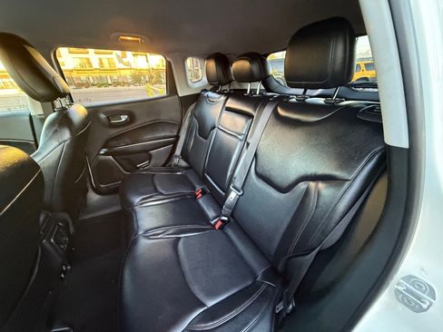 Used 2017 Jeep Compass Limited image 12
