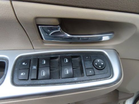 Used 2008 Jeep Liberty Limited w/ Premium Sound Group AWD/4WD image 17