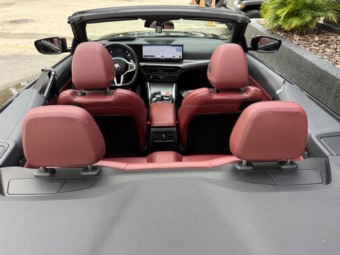 Used 2025 BMW 430i Convertible w/ M Sport Package RWD image 22