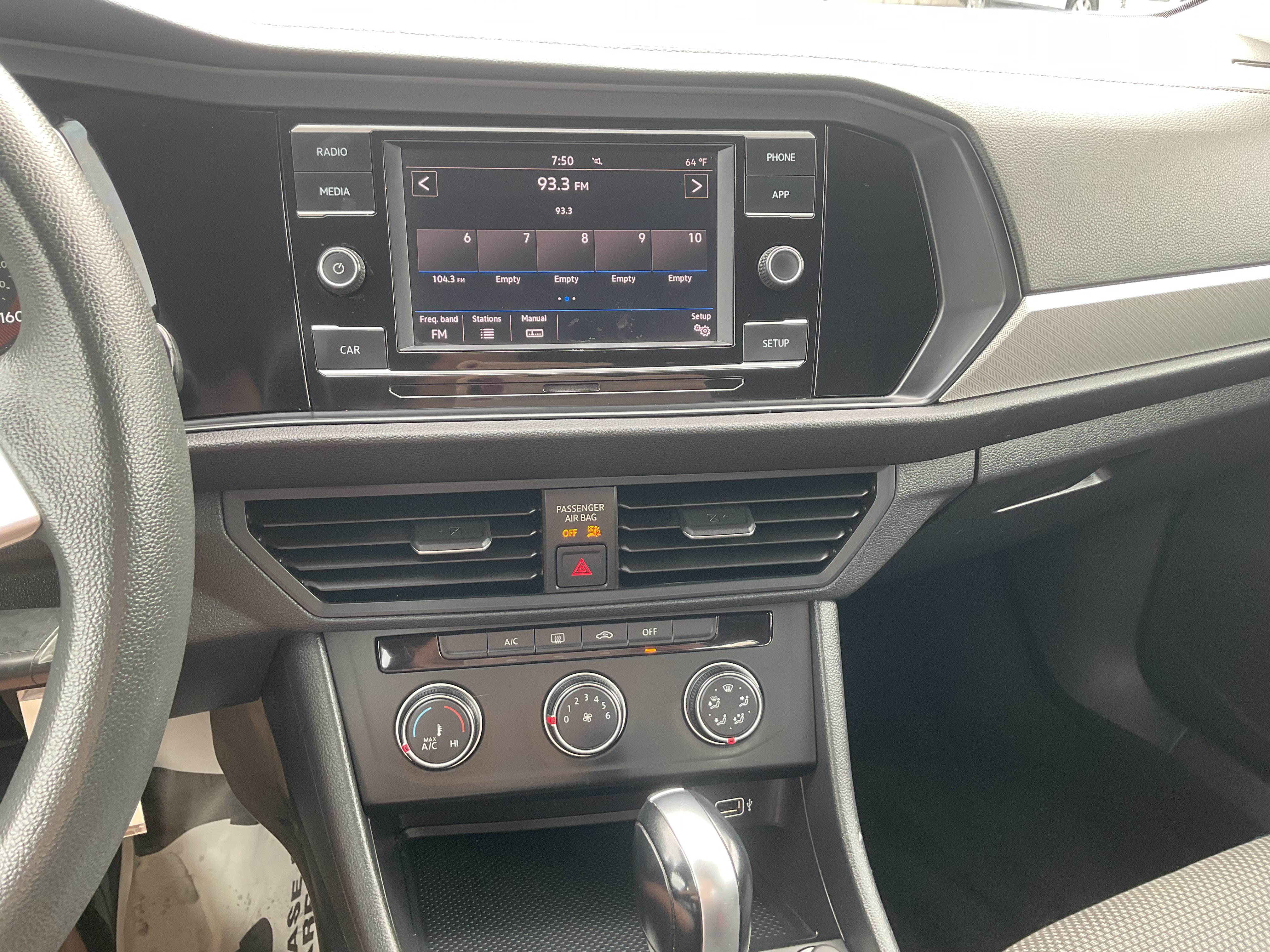 Used 2019 Volkswagen Jetta S w/ Driver Assistance Package FWD image 17
