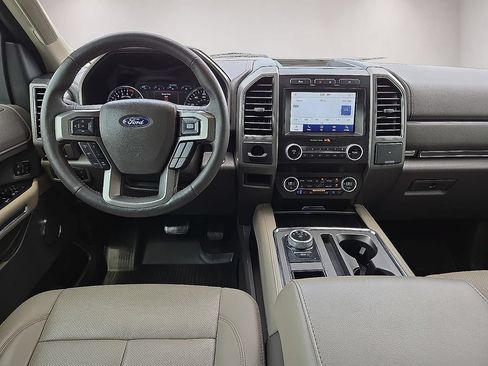 Used 2021 Ford Expedition XLT RWD image 11