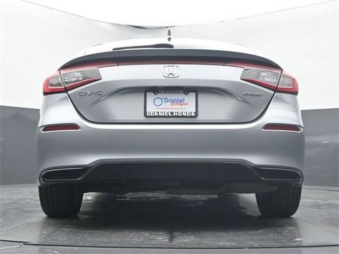Used 2023 Honda Civic Sport image 10