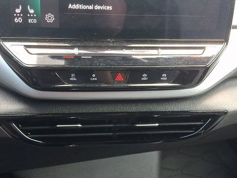 Used 2023 Volkswagen ID.4 Pro RWD image 17