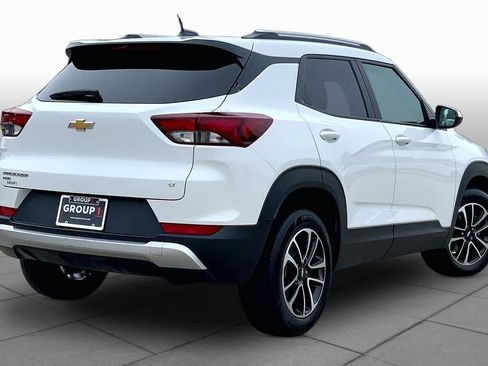 Used 2025 Chevrolet TrailBlazer LT AWD/4WD image 13