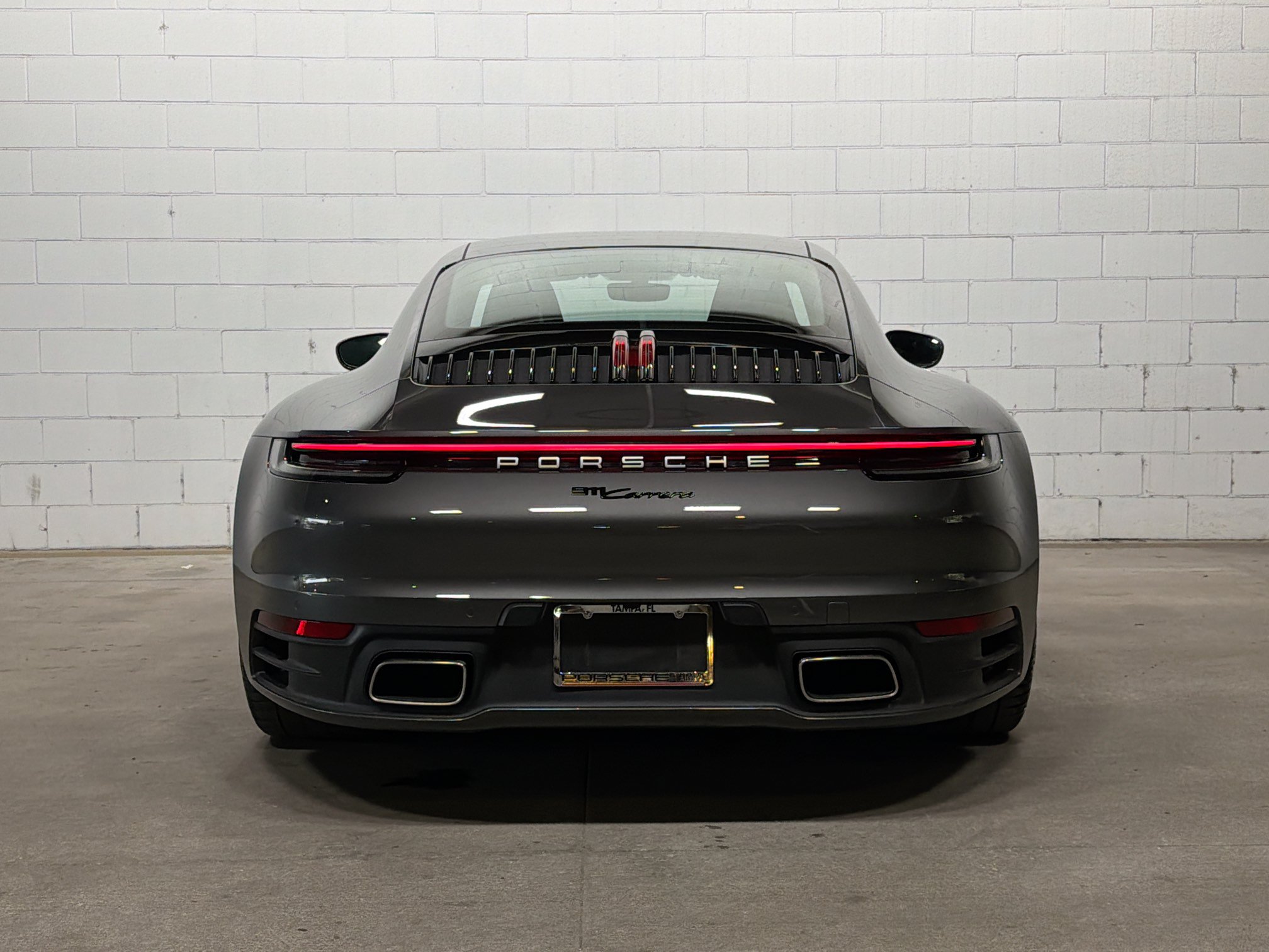 Certified 2024 Porsche 911 Carrera RWD image 8