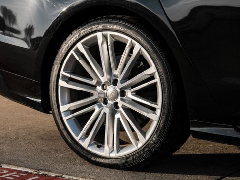 Used 2017 Audi A8 L 4.0T w/ Driver Assistance Package image 61