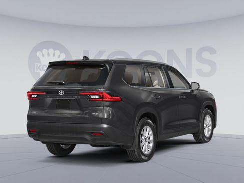 New 2026 Toyota Grand Highlander AWD Hybrid image 2