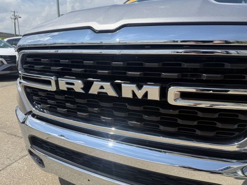 Used 2024 RAM 1500 Big Horn AWD/4WD image 20
