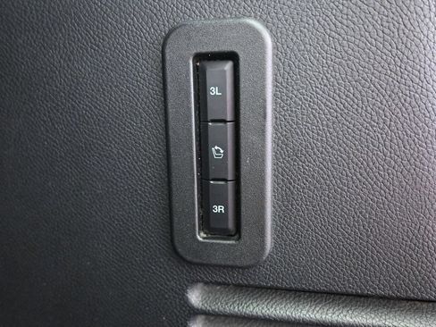 Used 2016 Ford Expedition EL Limited AWD/4WD image 35