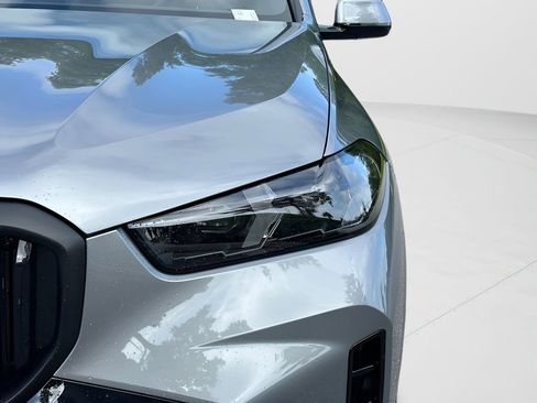 New 2026 BMW X5 xDrive40i w/ M Sport Package image 9