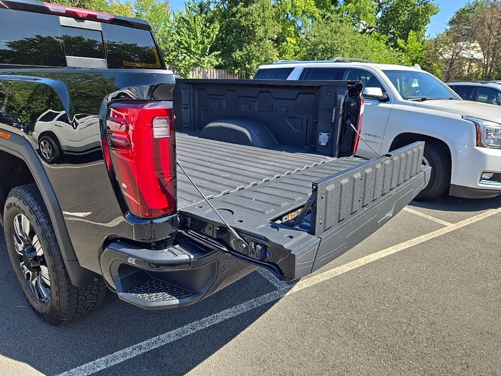 Used 2024 GMC Sierra 2500 Denali w/ Denali Reserve Package AWD/4WD image 65