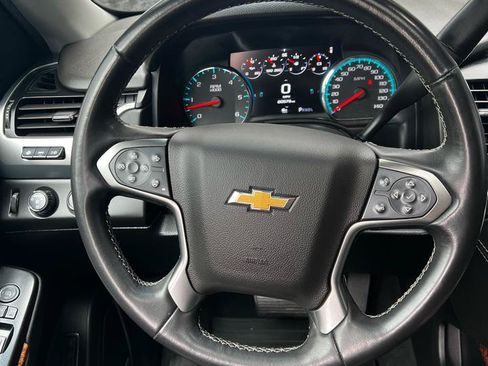 Used 2020 Chevrolet Tahoe Premier AWD/4WD image 17