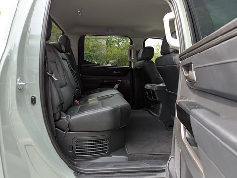 Used 2024 Toyota Tundra Limited AWD/4WD image 35