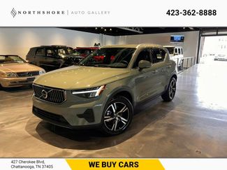 Used 2024 Volvo XC40 B5 Core video 1