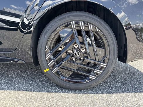 New 2026 Nissan Sentra SR w/ Floor Mat Package FWD image 11