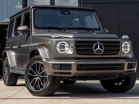 Used 2021 Mercedes-Benz G 550 image 2
