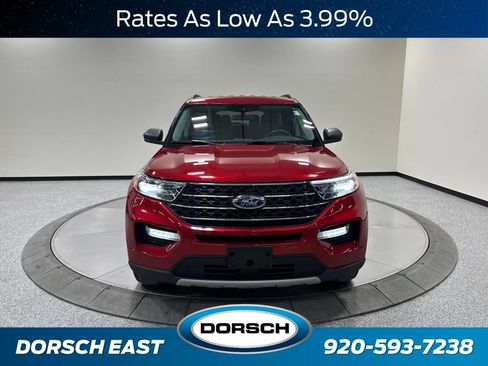 Certified 2024 Ford Explorer XLT w/ Equipment Group 202A AWD/4WD image 3