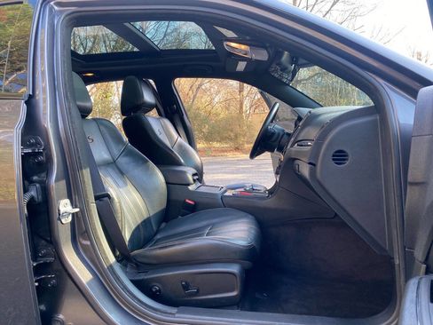 Used 2016 Chrysler 300 S w/ 300S Premium Group image 63