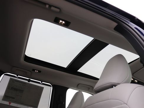 New 2026 Mitsubishi Outlander SEL image 27