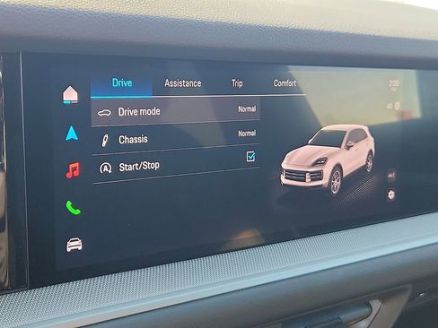 Certified 2024 Porsche Cayenne image 25