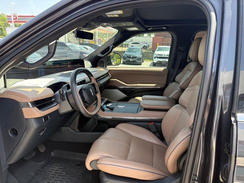 Used 2025 Lincoln Navigator Black Label AWD/4WD image 6
