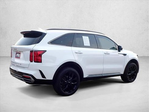 Used 2022 Kia Sorento SX AWD/4WD image 4