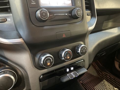 Used 2022 RAM 1500 Big Horn AWD/4WD image 26