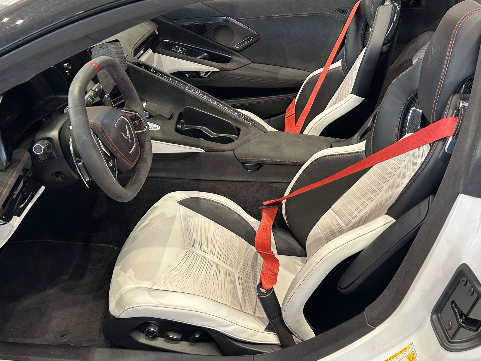 Used 2023 Chevrolet Corvette Stingray Premium Conv RWD image 16