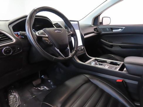 Used 2024 Ford Edge SEL AWD/4WD image 8