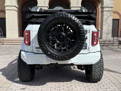 Used 2025 Ford Bronco Outer Banks AWD/4WD image 30