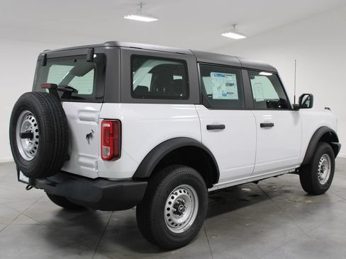 New 2025 Ford Bronco 4-Door AWD/4WD image 8