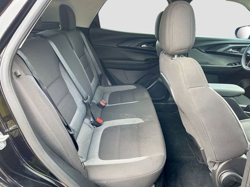 Used 2021 Chevrolet TrailBlazer LT w/ Convenience Package image 25