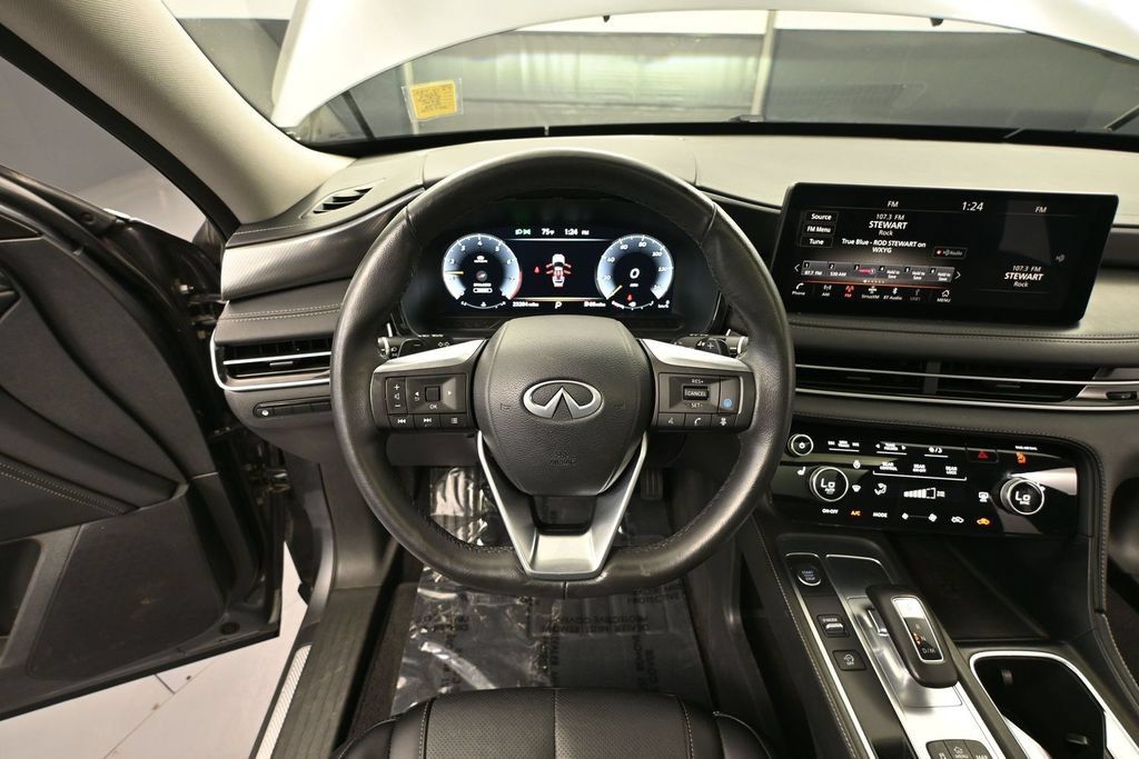 Used 2024 INFINITI QX60 Luxe AWD/4WD image 21