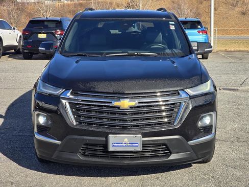 Used 2022 Chevrolet Traverse LT image 22