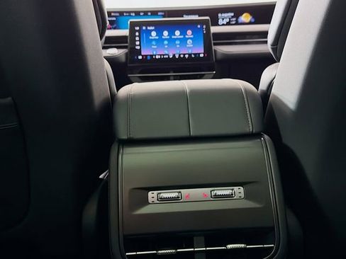 New 2026 Lincoln Nautilus Reserve AWD/4WD image 29