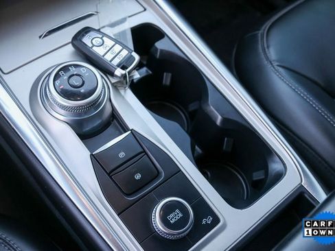 Used 2023 Ford Explorer XLT w/ Equipment Group 202A image 23