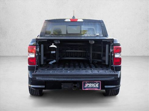 Used 2025 Ford Maverick Lobo image 6