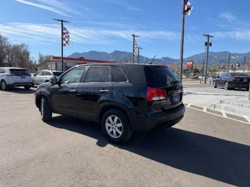 Used 2012 Kia Sorento FWD image 7