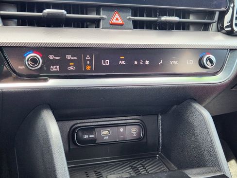 Certified 2024 Kia Sportage SX FWD image 18
