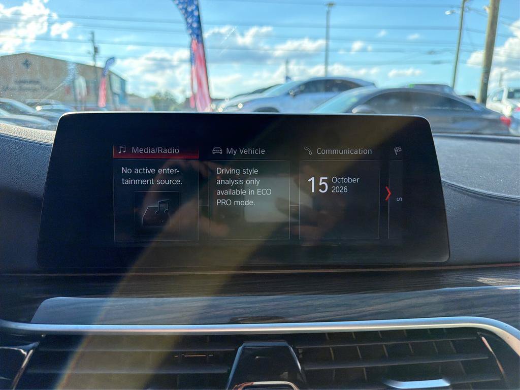Used 2018 BMW 540i RWD image 13