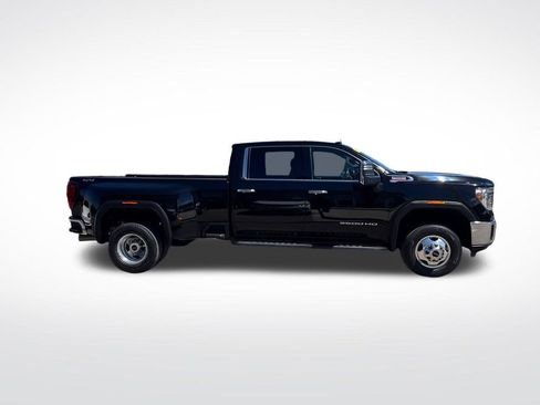 Used 2022 GMC Sierra 3500 SLT w/ SLT Preferred Package AWD/4WD image 6