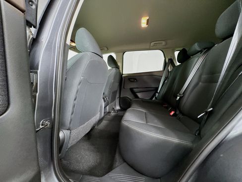 Used 2023 Nissan Rogue S AWD/4WD image 22