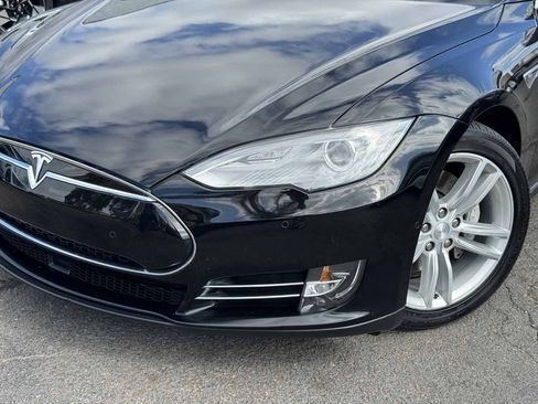 Used 2015 Tesla Model S AWD image 3