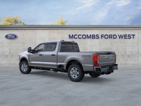 New 2026 Ford F250 XLT w/ FX4 Off-Road Package image 6