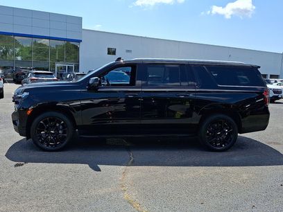 Used 2023 Chevrolet Suburban LT w/ LT Signature Plus Package