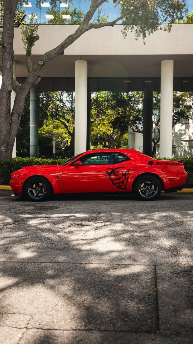 Used 2018 Dodge Challenger SRT Demon RWD image 6